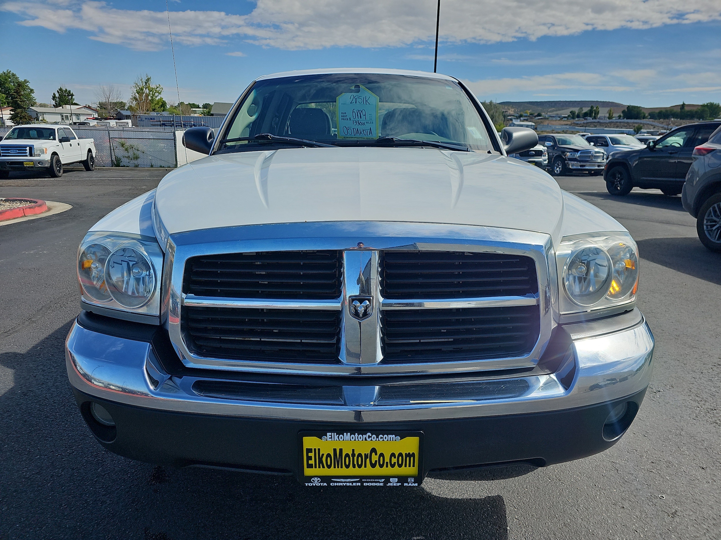 Used 2005 Dodge Dakota SLT with VIN 1D7HW48N75S292353 for sale in Elko, NV