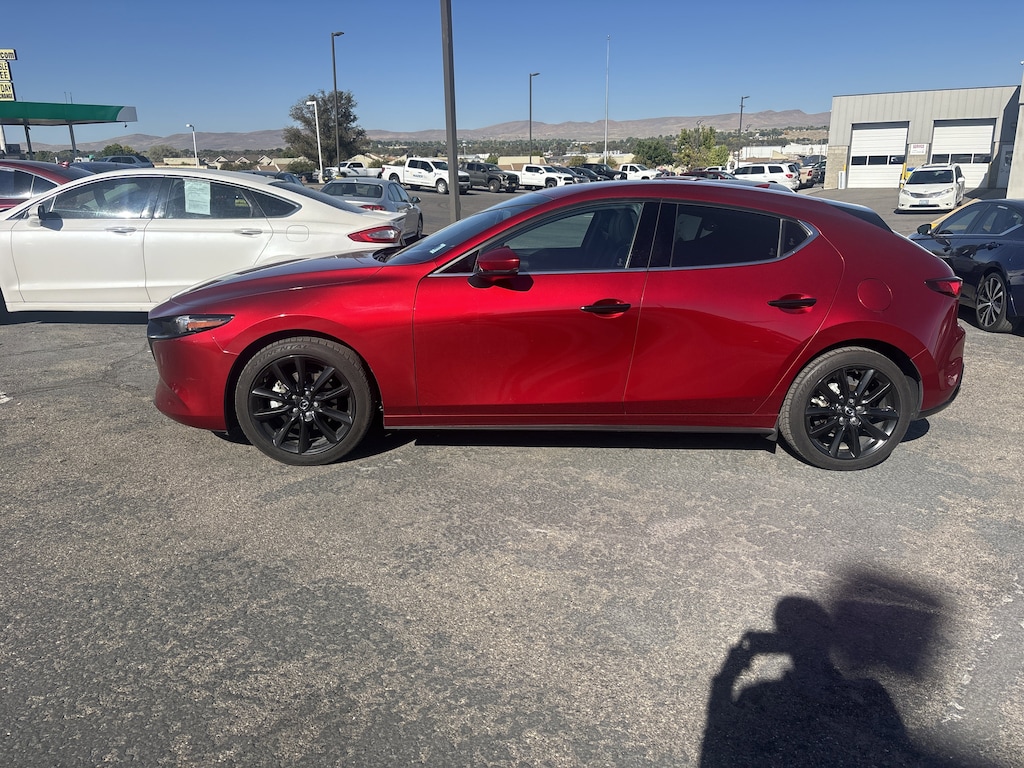 Used 2022 Mazda Mazda3 PREM Hatchback