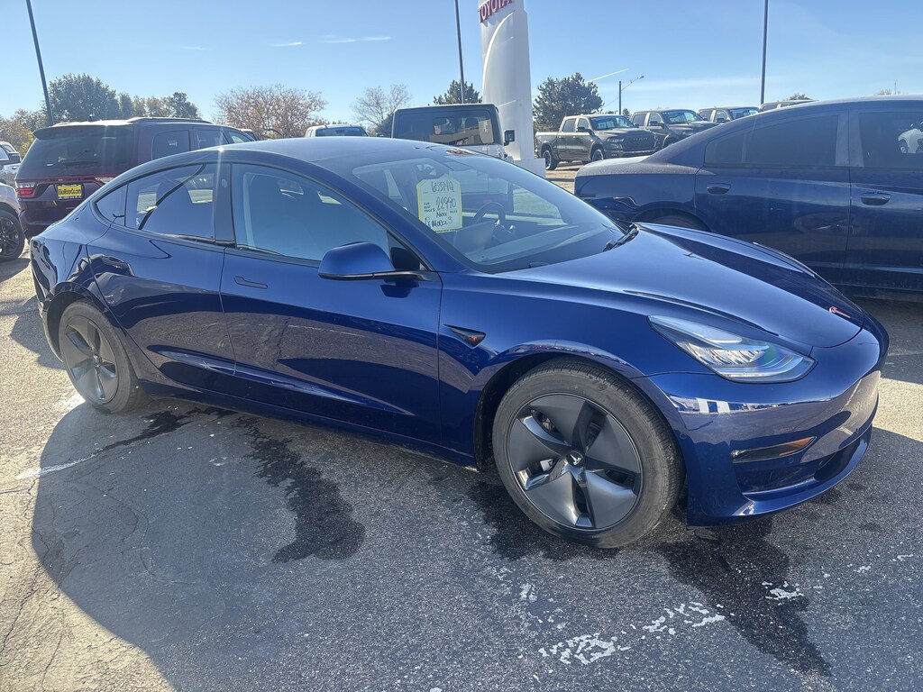 Used 2018 Tesla Model 3  Sedan