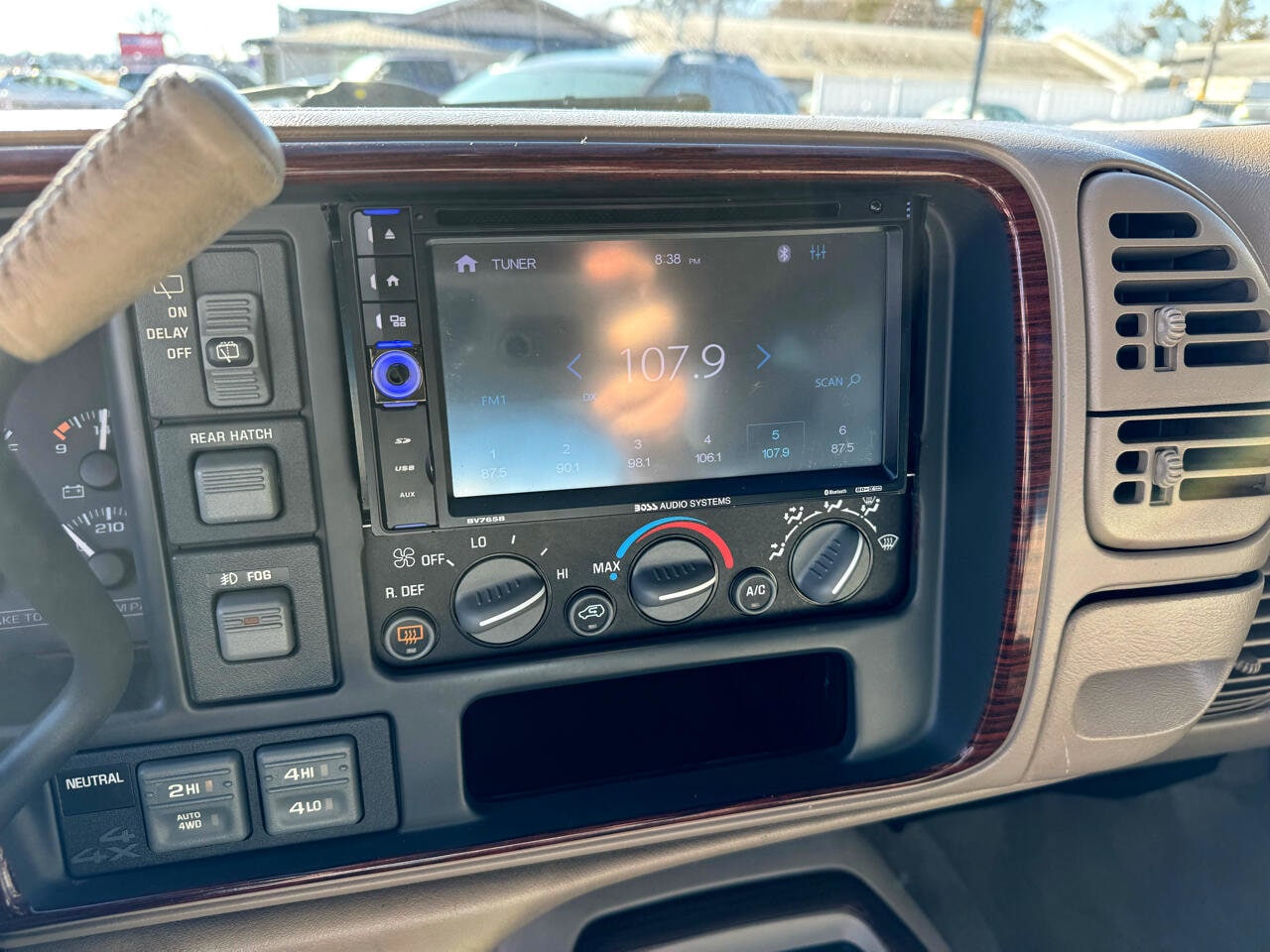 2000 Cadillac Escalade Base - Photo 16