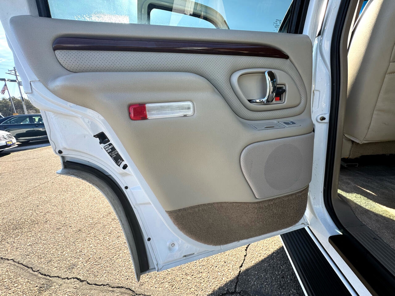 2000 Cadillac Escalade Base - Photo 11