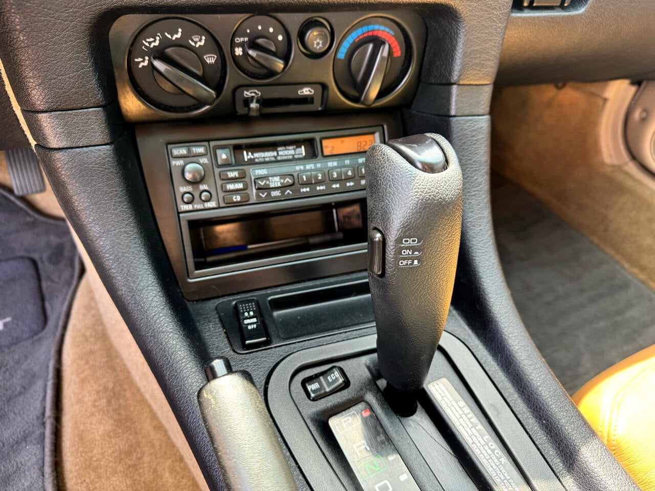 1998 Mitsubishi 3000 GT Base - Photo 15