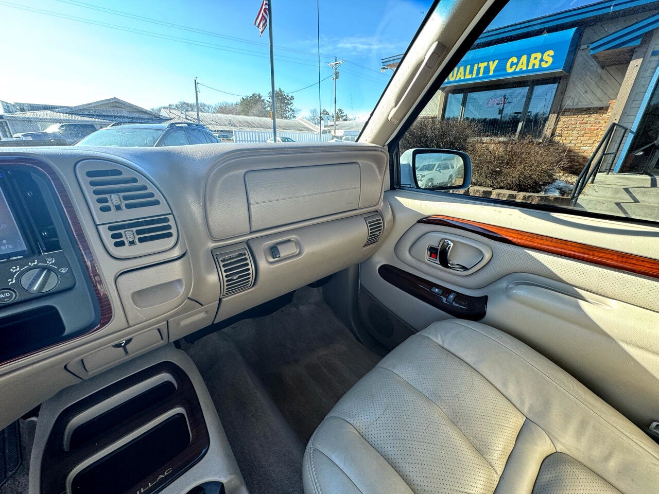 2000 Cadillac Escalade Base - Photo 19