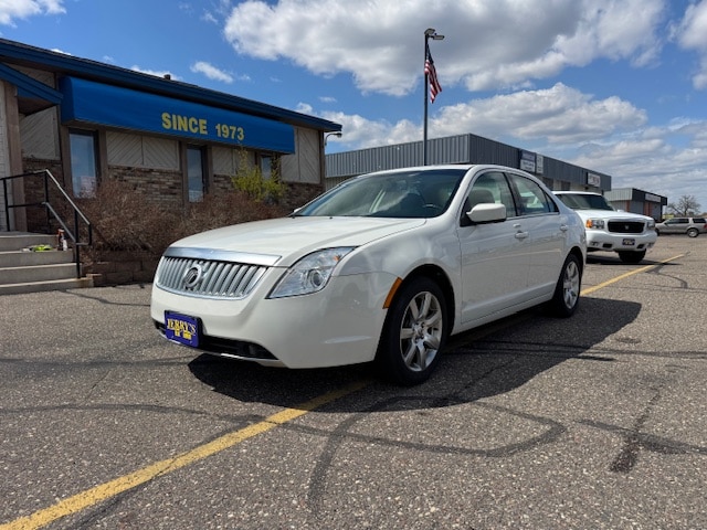 2010 Mercury Milan I4 Premier's photo