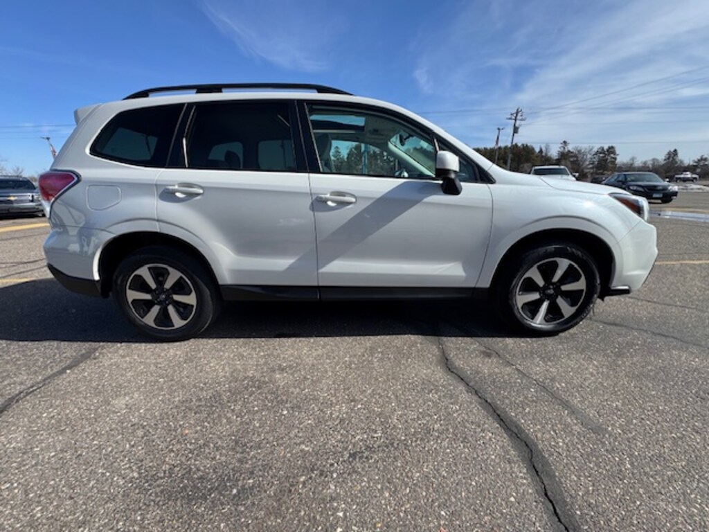 Used 2017 Subaru Forester 2.5i Premium SUV