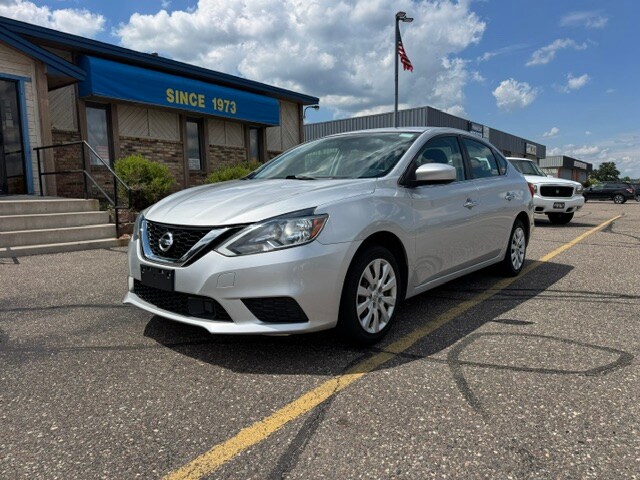 2019 Nissan Sentra S CVT's photo