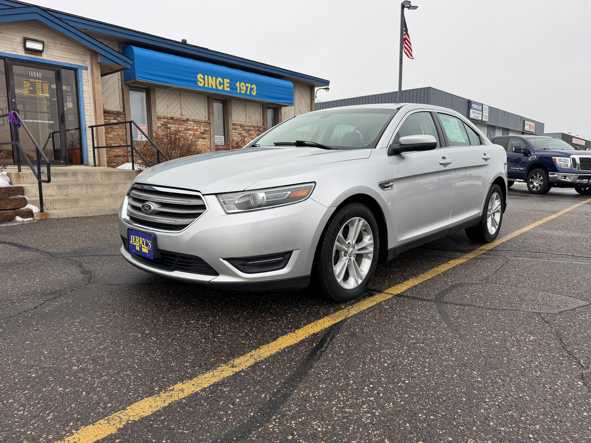 2014 Ford Taurus SEL's photo