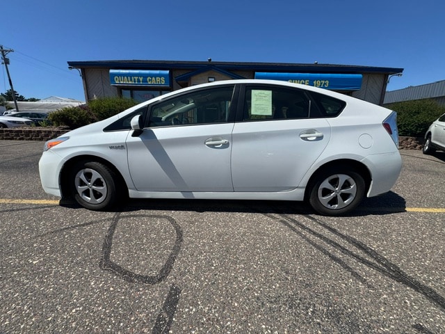 2014 Toyota Prius Five - Photo 8