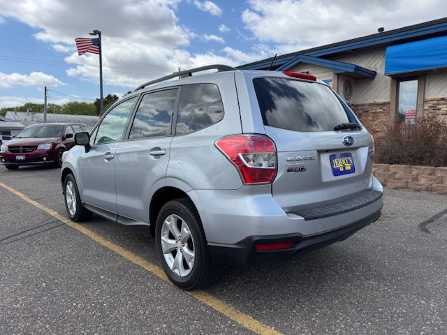 2015 Subaru Forester i Premium - Photo 7