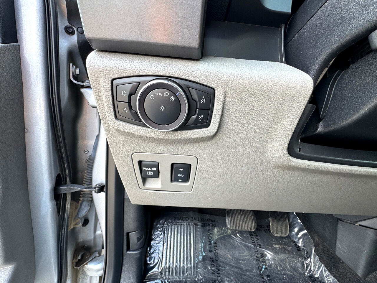 2020 Ford F-150 XLT - Photo 12