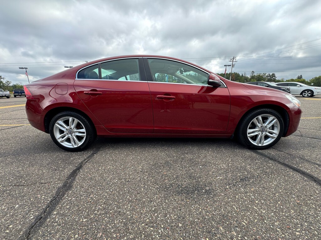 Used 2013 Volvo S60 T5 Sedan