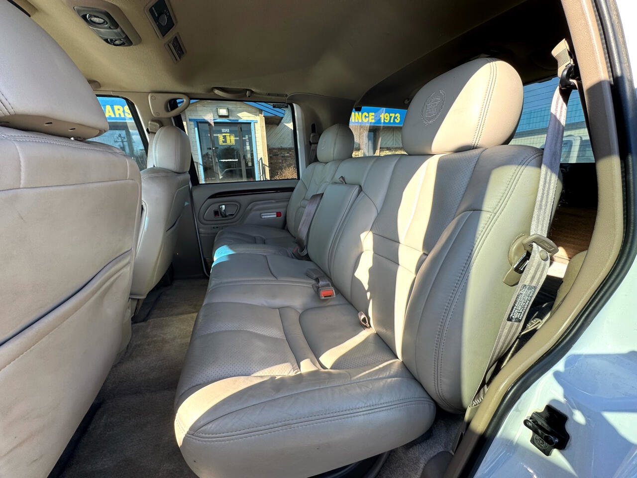 2000 Cadillac Escalade Base - Photo 12