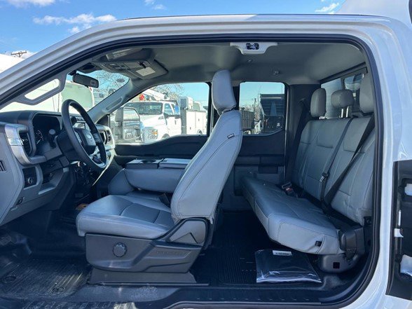 2024 Ford F-550 Super Duty Chassis Cab XL - Photo 15