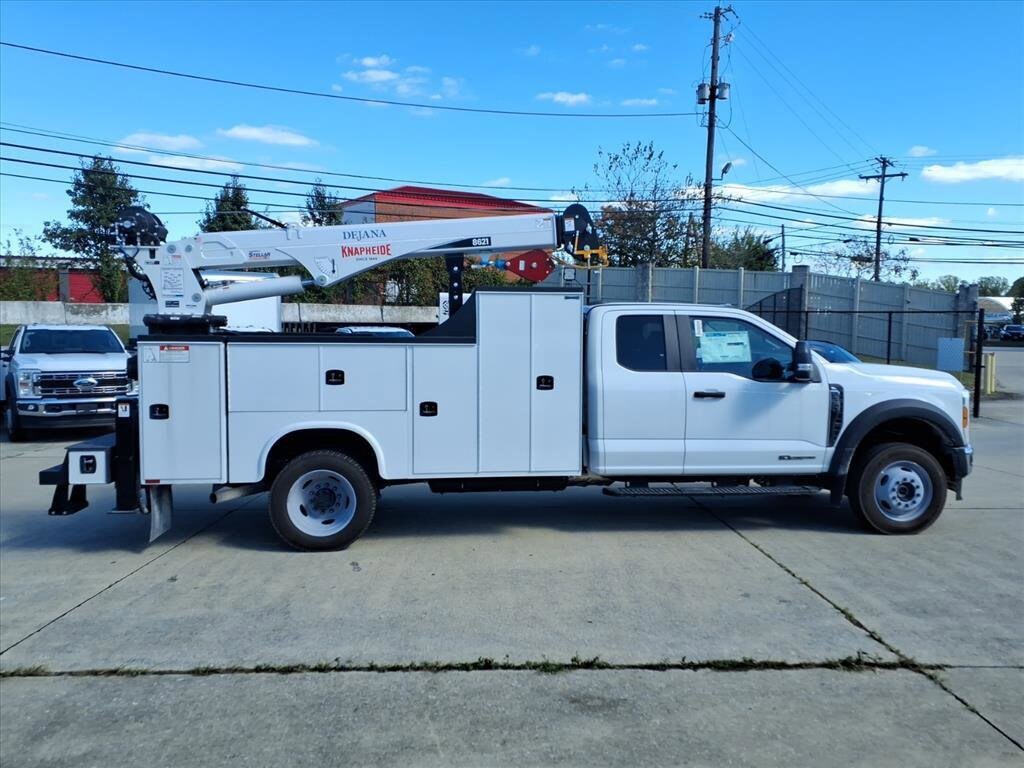 New 2025 Ford F-550 Chassis Truck Super Cab