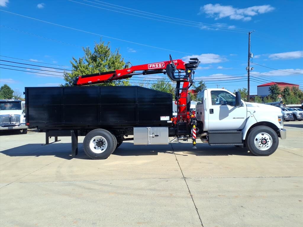 2026 Ford F-750 Base photo 2