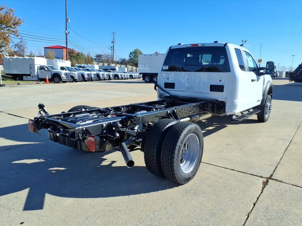 New 2026 Ford F-550 Chassis Truck Super Cab