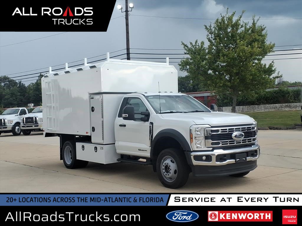 2025 Ford F-550 Super Duty Chassis Cab XL's photo
