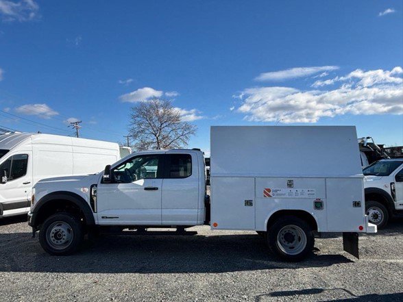 2024 Ford F-550 Super Duty Chassis Cab XL - Photo 6