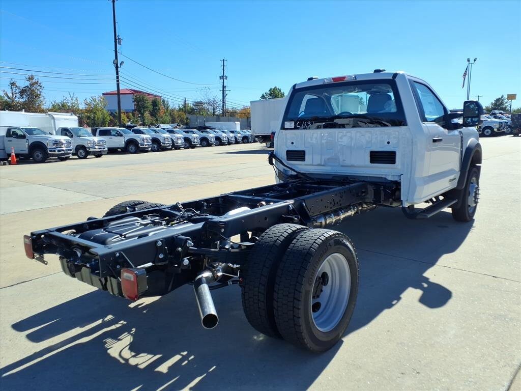 2026 Ford F-550 XL photo 4