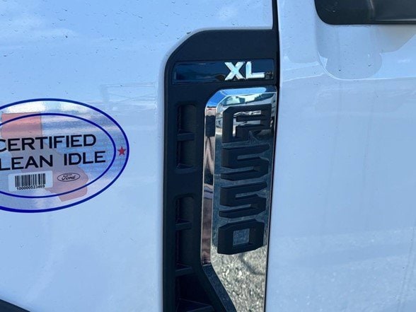 2024 Ford F-550 Super Duty Chassis Cab XL - Photo 9