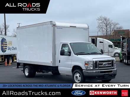 2024 Ford E-450 Cutaway Base Truck