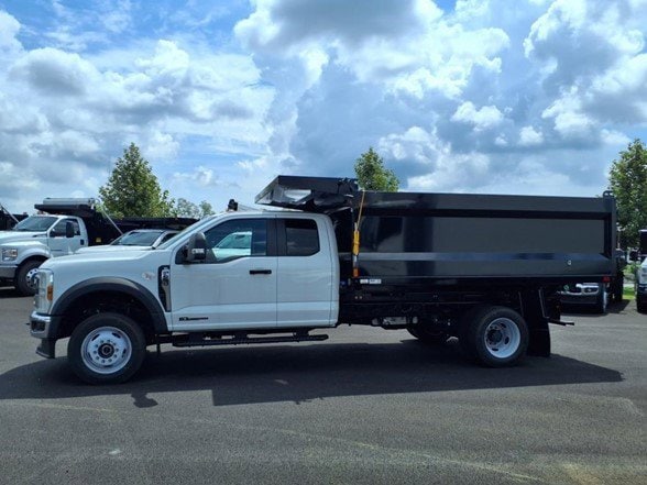 2024 Ford F-550 Super Duty Chassis Cab XL - Photo 18