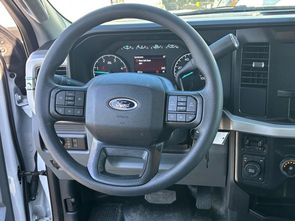 2024 Ford F-550 Super Duty Chassis Cab XL - Photo 16