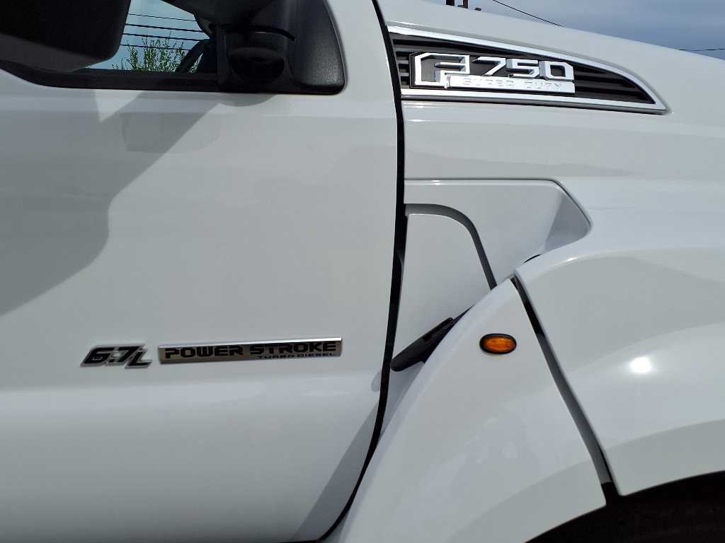 2025 Ford F-750 Base Regular Cab photo 3