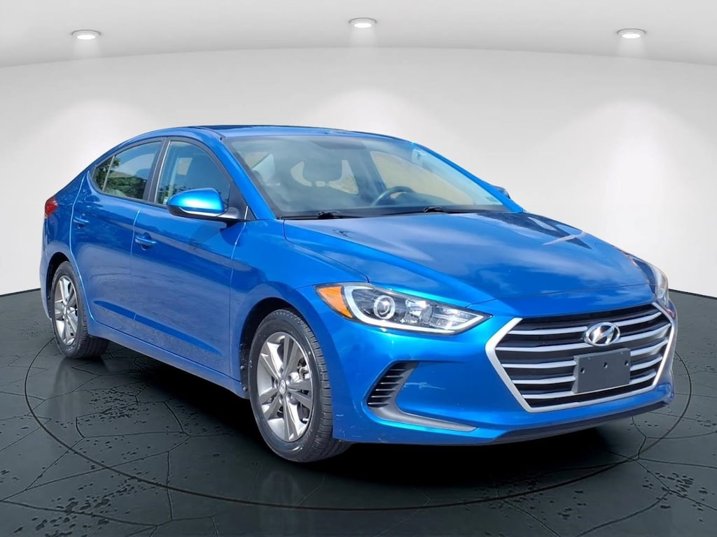 Used 2017 Hyundai Elantra SE Sedan