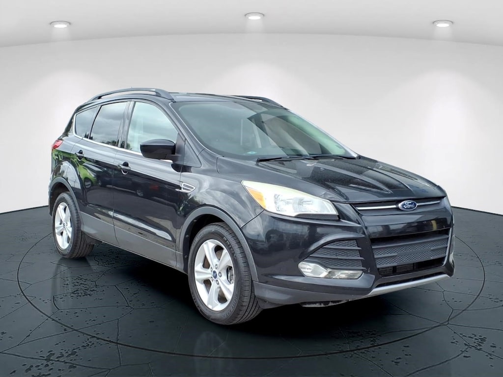 Used 2014 Ford Escape SE SUV