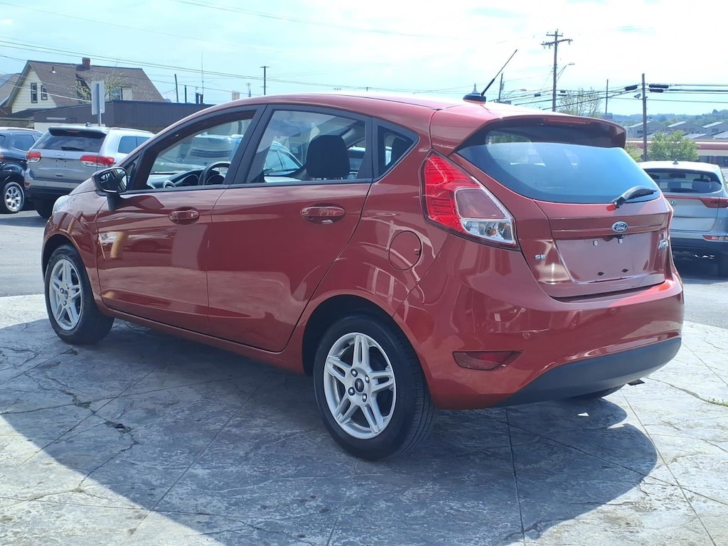 Used 2018 Ford Fiesta SE Hatchback