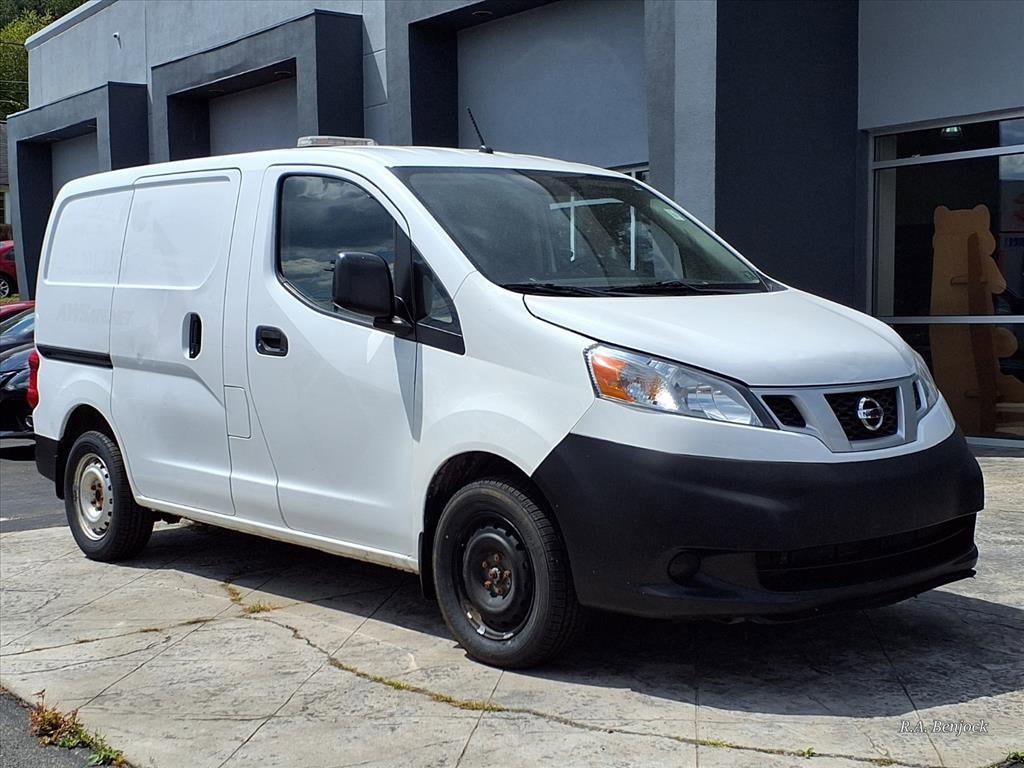 2017 Nissan NV200 S