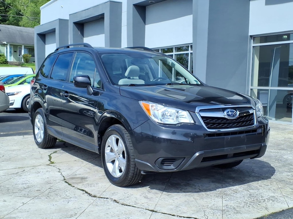 Used 2016 Subaru Forester 2.5i Premium SUV