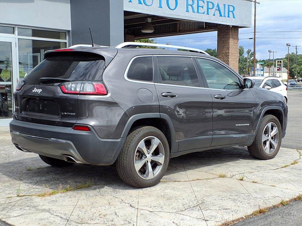 2019 Jeep Cherokee Limited photo 2