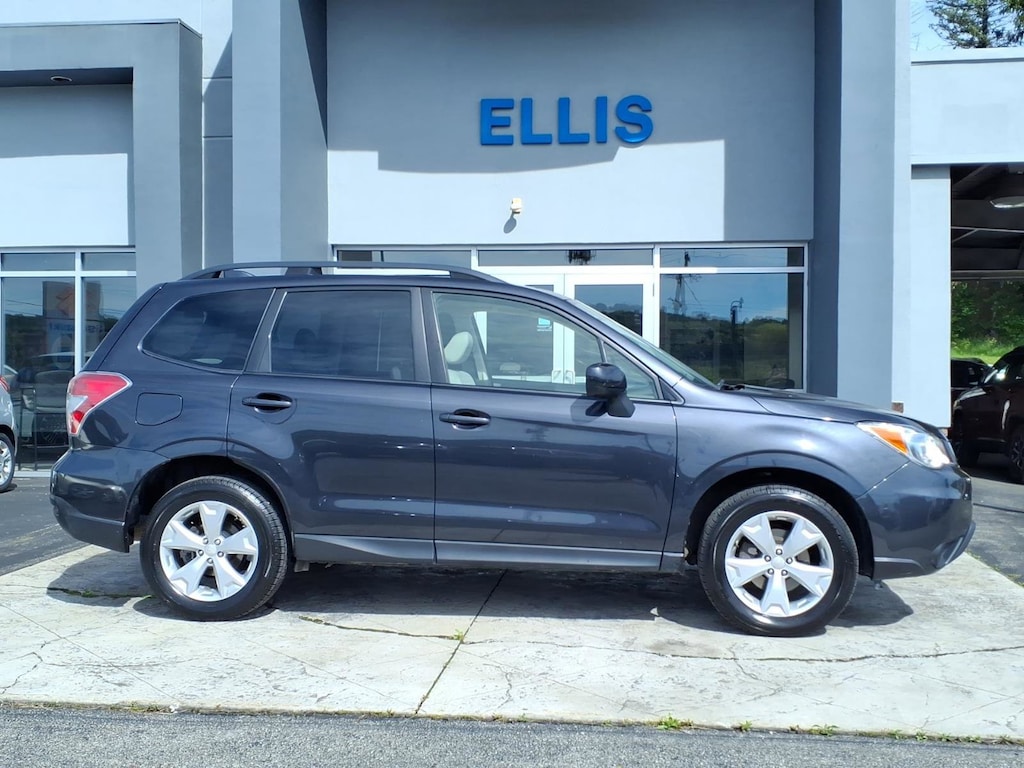 Used 2016 Subaru Forester 2.5i Premium SUV