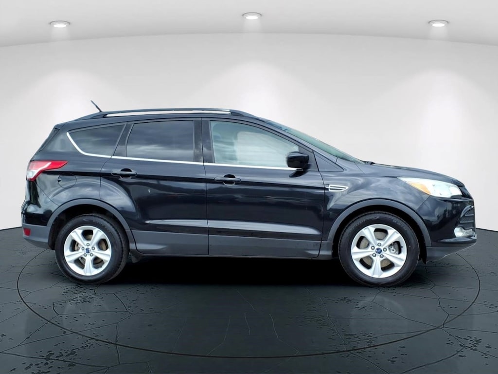 Used 2014 Ford Escape SE SUV