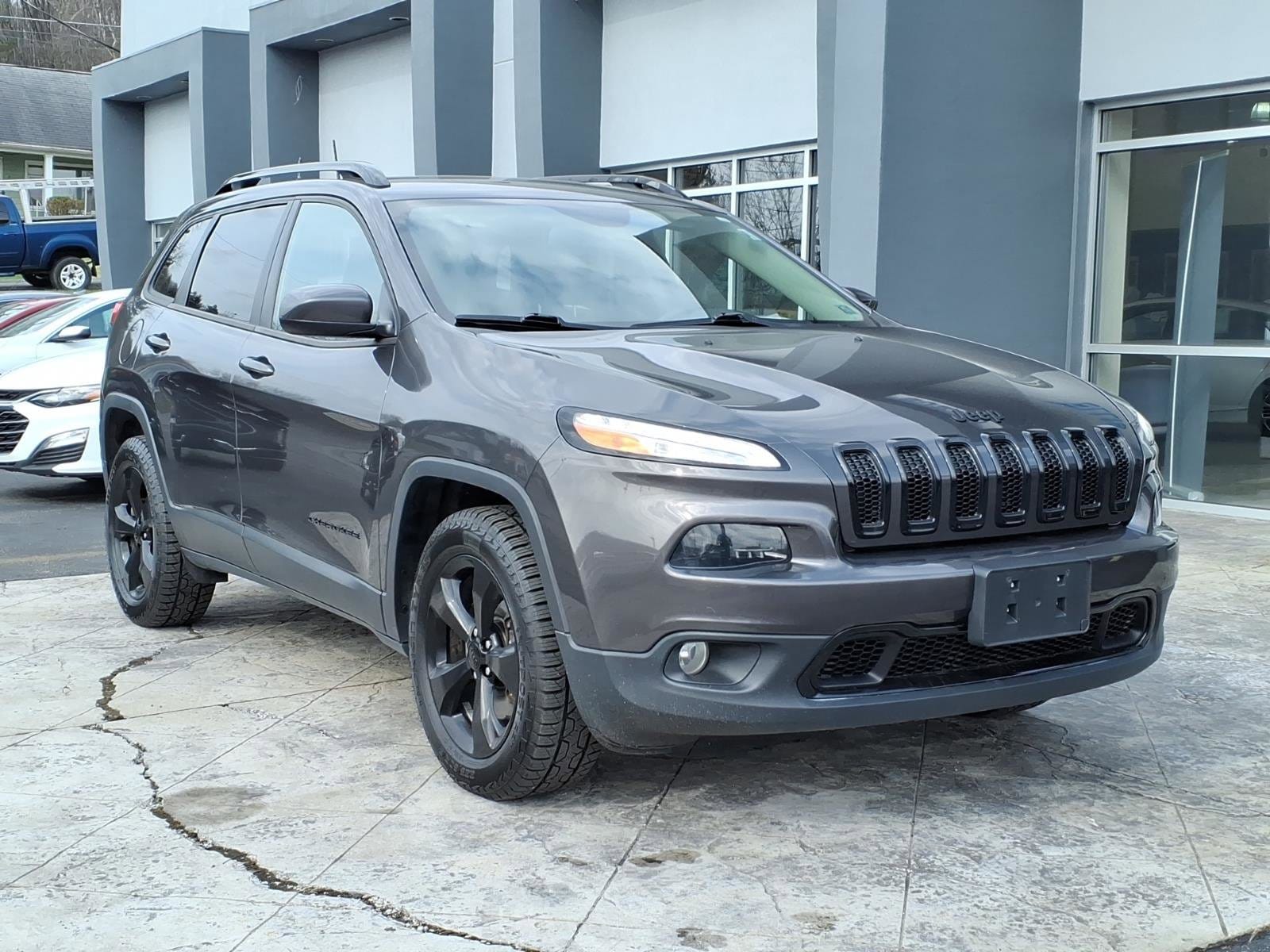 2016 Jeep Cherokee Altitude