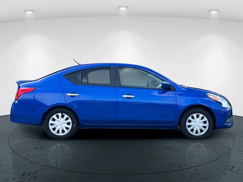 Used 2016 Nissan Versa 1.6 SV Sedan