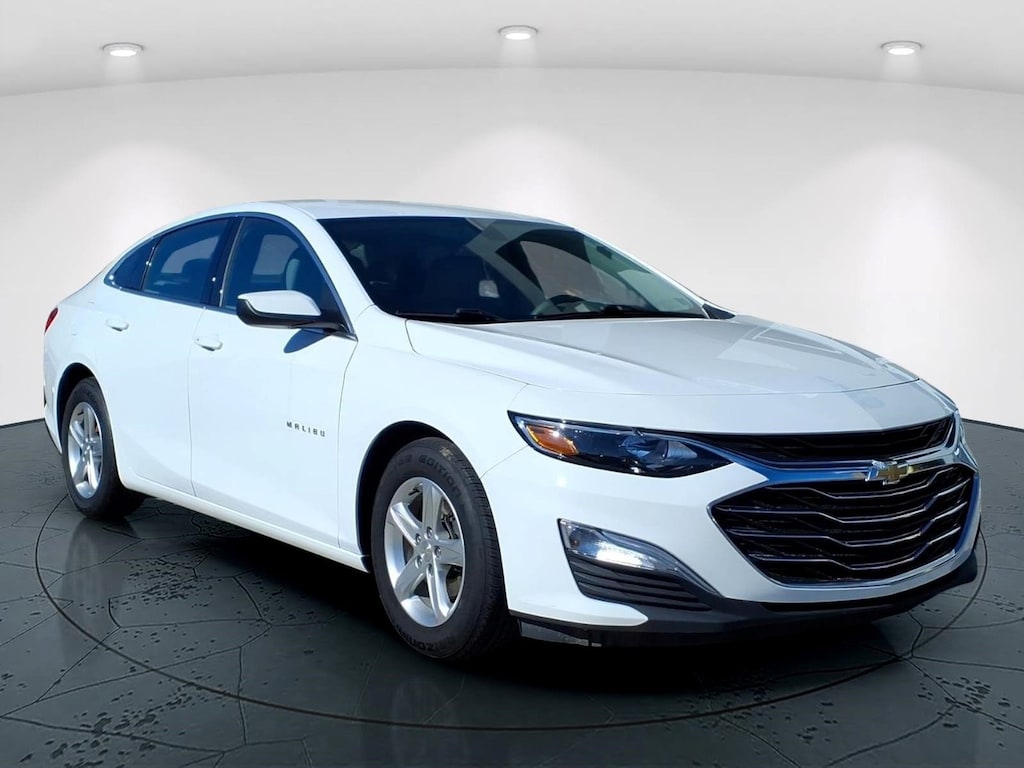 Used 2022 Chevrolet Malibu LS w/1FL Sedan
