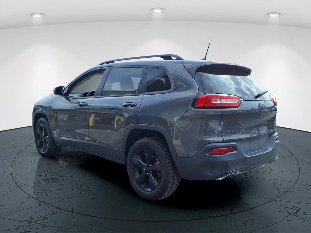 Used 2016 Jeep Cherokee Latitude 4x4 SUV