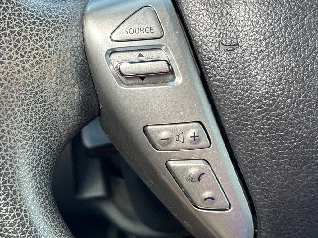 2016 Nissan Versa Sedan SV - Photo 16