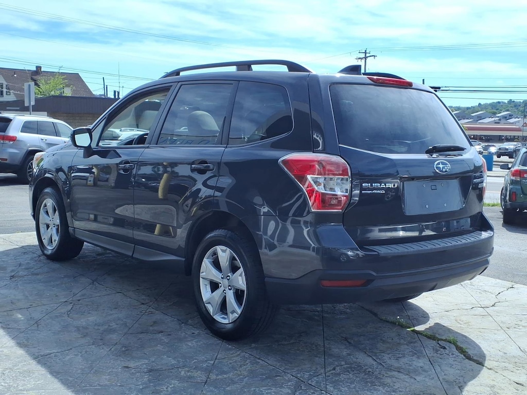 Used 2016 Subaru Forester 2.5i Premium SUV
