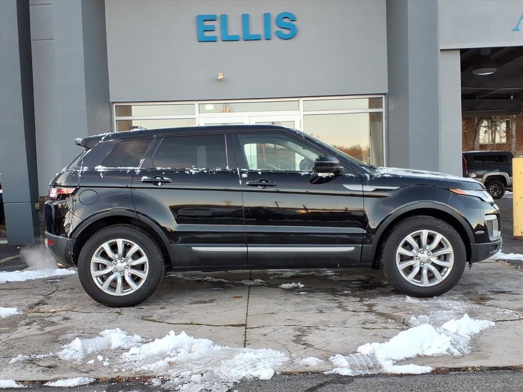 Used 2017 Land Rover Range Rover Evoque SE SUV