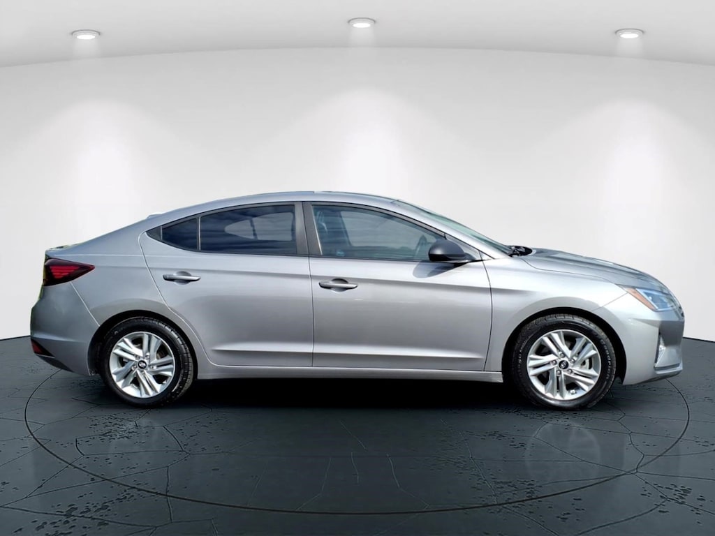 Used 2020 Hyundai Elantra SEL Sedan