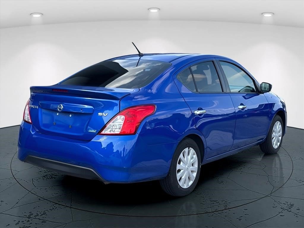 Used 2016 Nissan Versa 1.6 SV Sedan