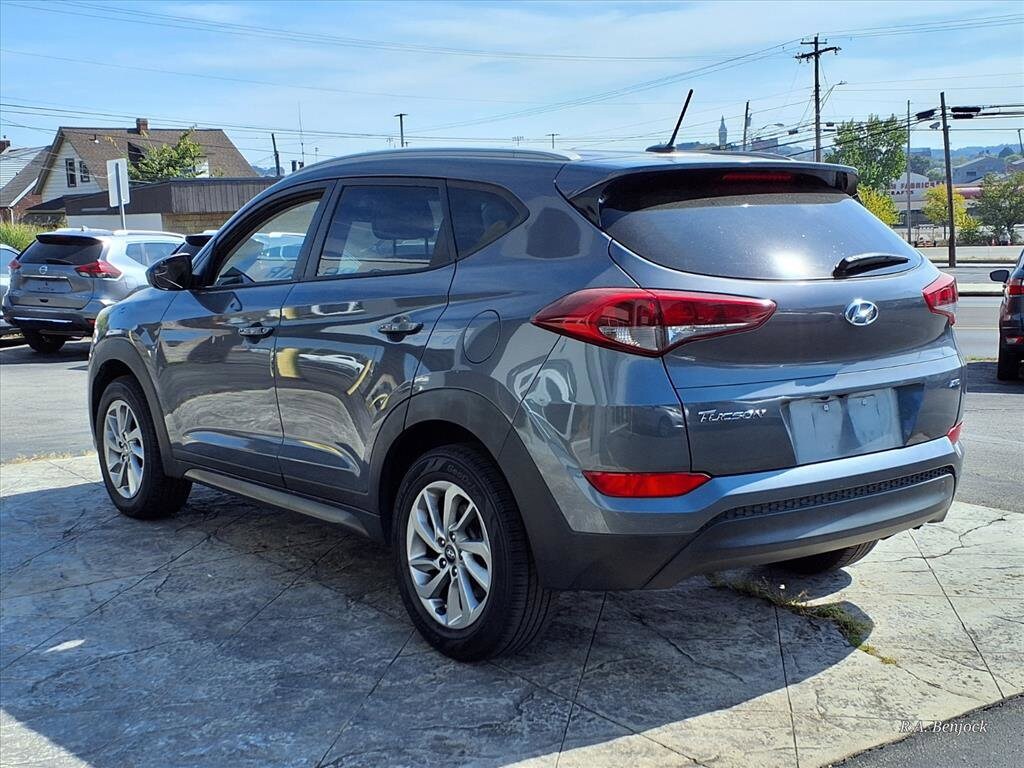 2016 Hyundai Tucson SE photo 4