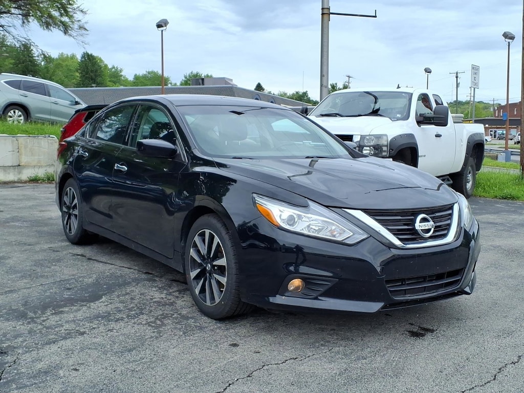 Used 2018 Nissan Altima 2.5 SV Sedan