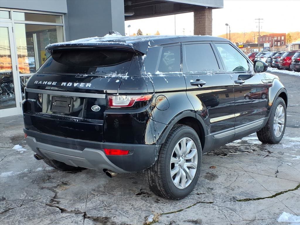 Used 2017 Land Rover Range Rover Evoque SE SUV