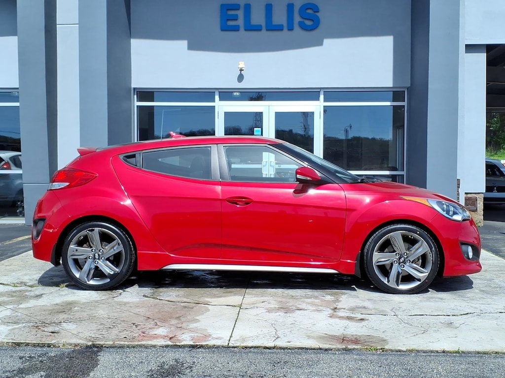 Used 2015 Hyundai Veloster Turbo Hatchback