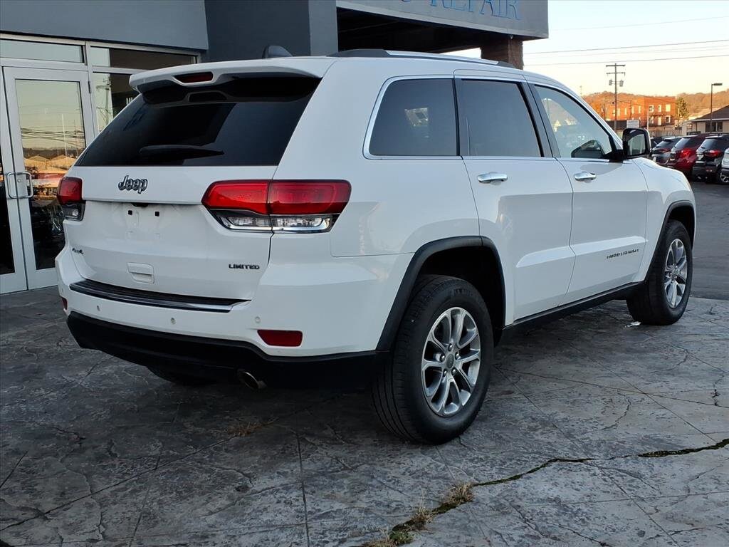 2015 Jeep Grand Cherokee Limited photo 3